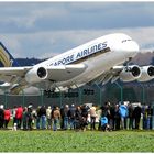 Der A380 beim Start in Zürich