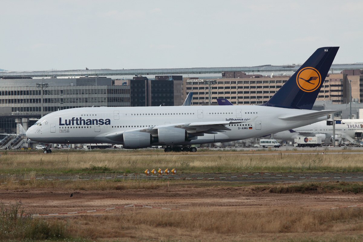 Der A380 rollt zum Start