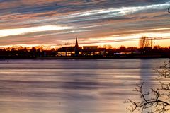 Der Abend. Düsseldorf - Himmelgeist