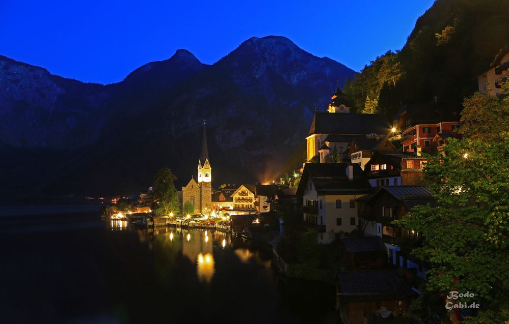 Der Abend in Hallstatt II