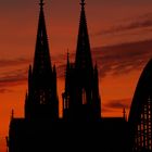 Der Abend kommt, der Dom bleibt.