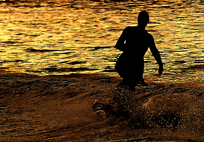 der Abendsonne entgegen