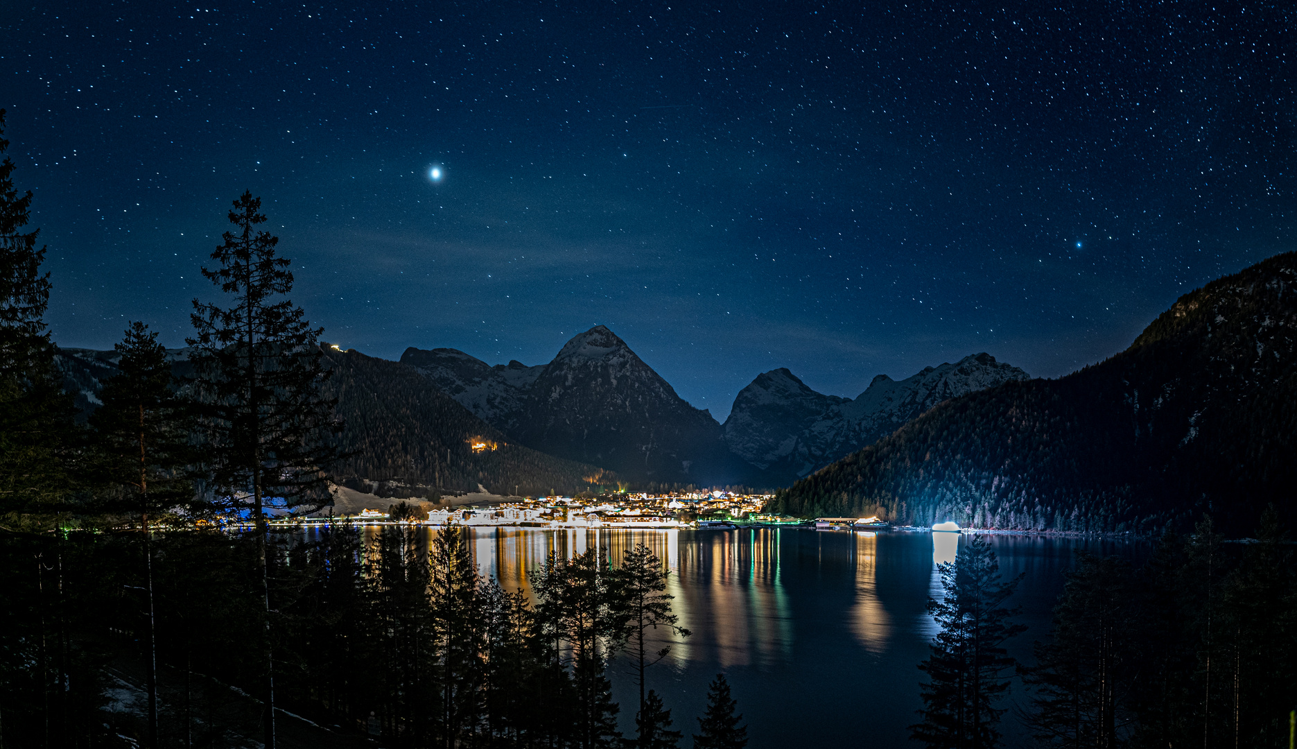 Der Achensee am Abend 