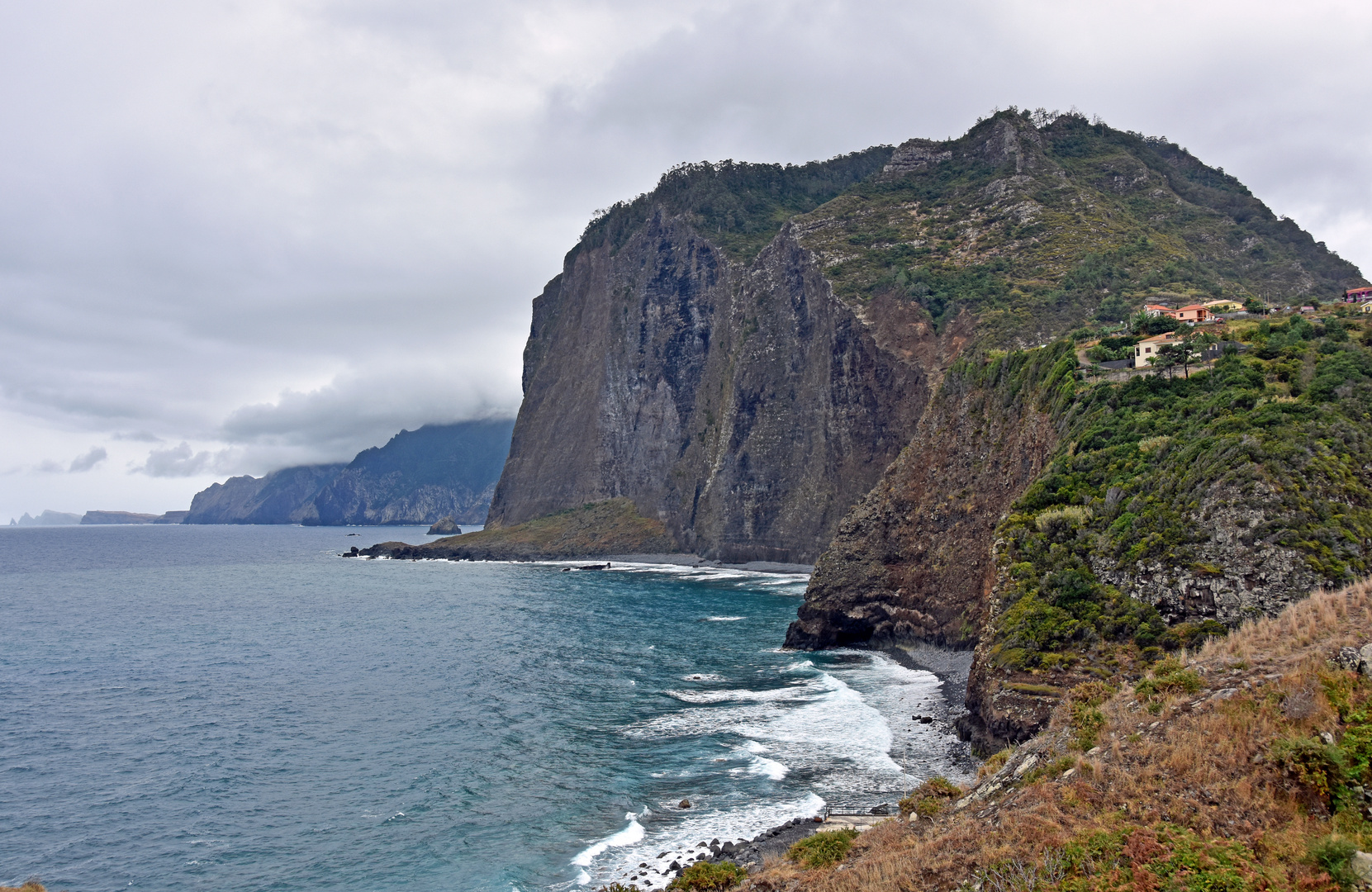 Der Adlerfelsen an der Nordküste von Madeira