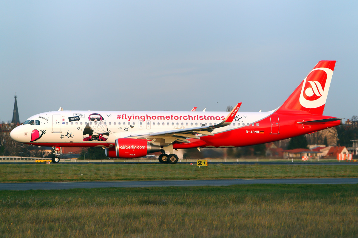 Der AIR BERLIN Weihnachtsflieger 2015, A320SL D-ABNM