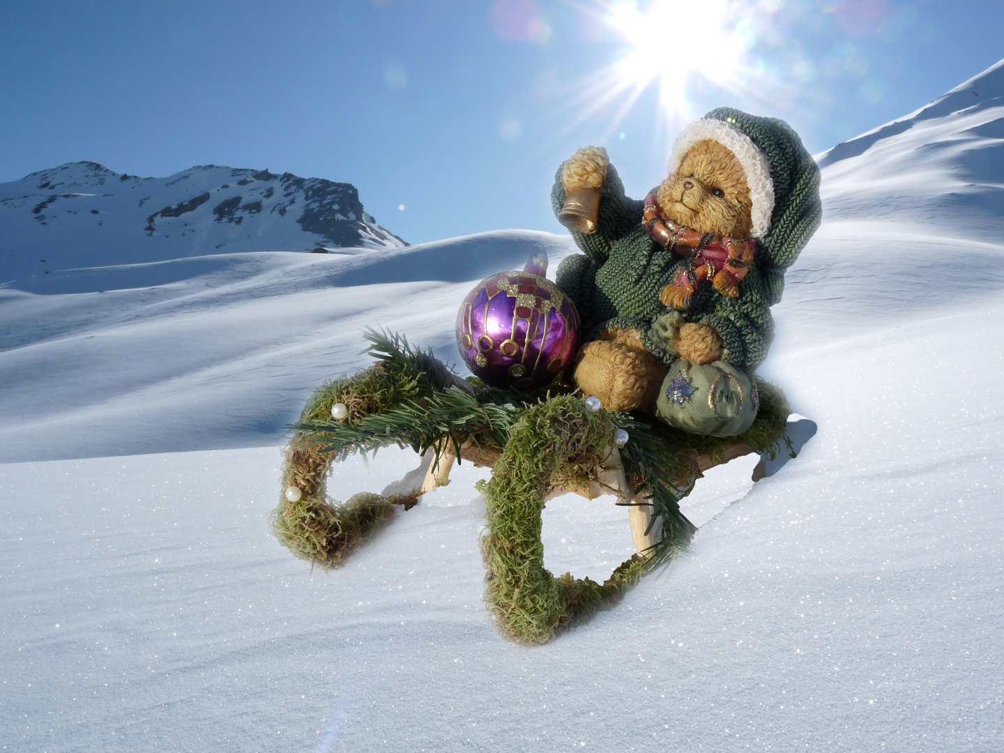 Der Alpen Weihnachtsmann fährt ins Tal