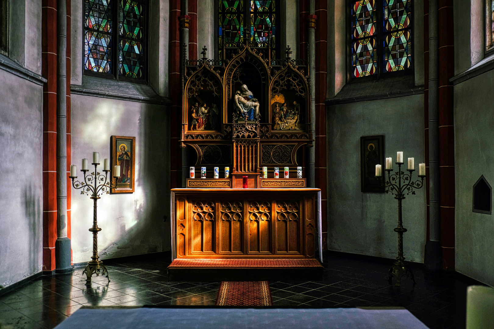 Der Altar 