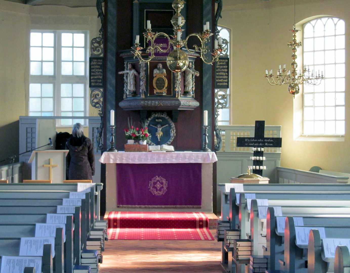 der Altar ...