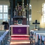 der Altar ...