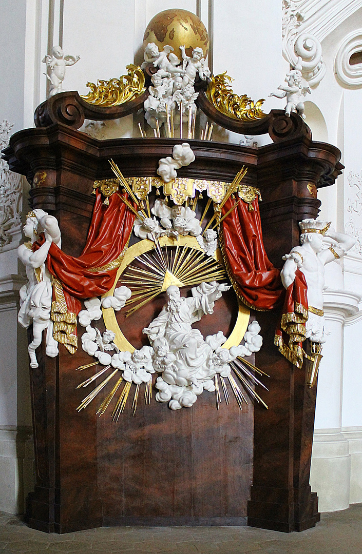 Der Altar Gott des Vaters des Weltschöpfers