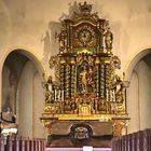 Der Altar in der kath Pfarrkirche in Zermatt