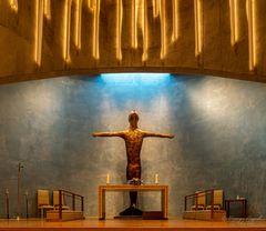 der Altar in der Nordlichtkathedrale