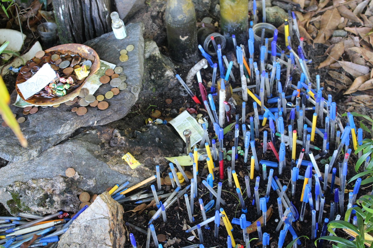 Der Altar - Opfergaben für die Ahnen