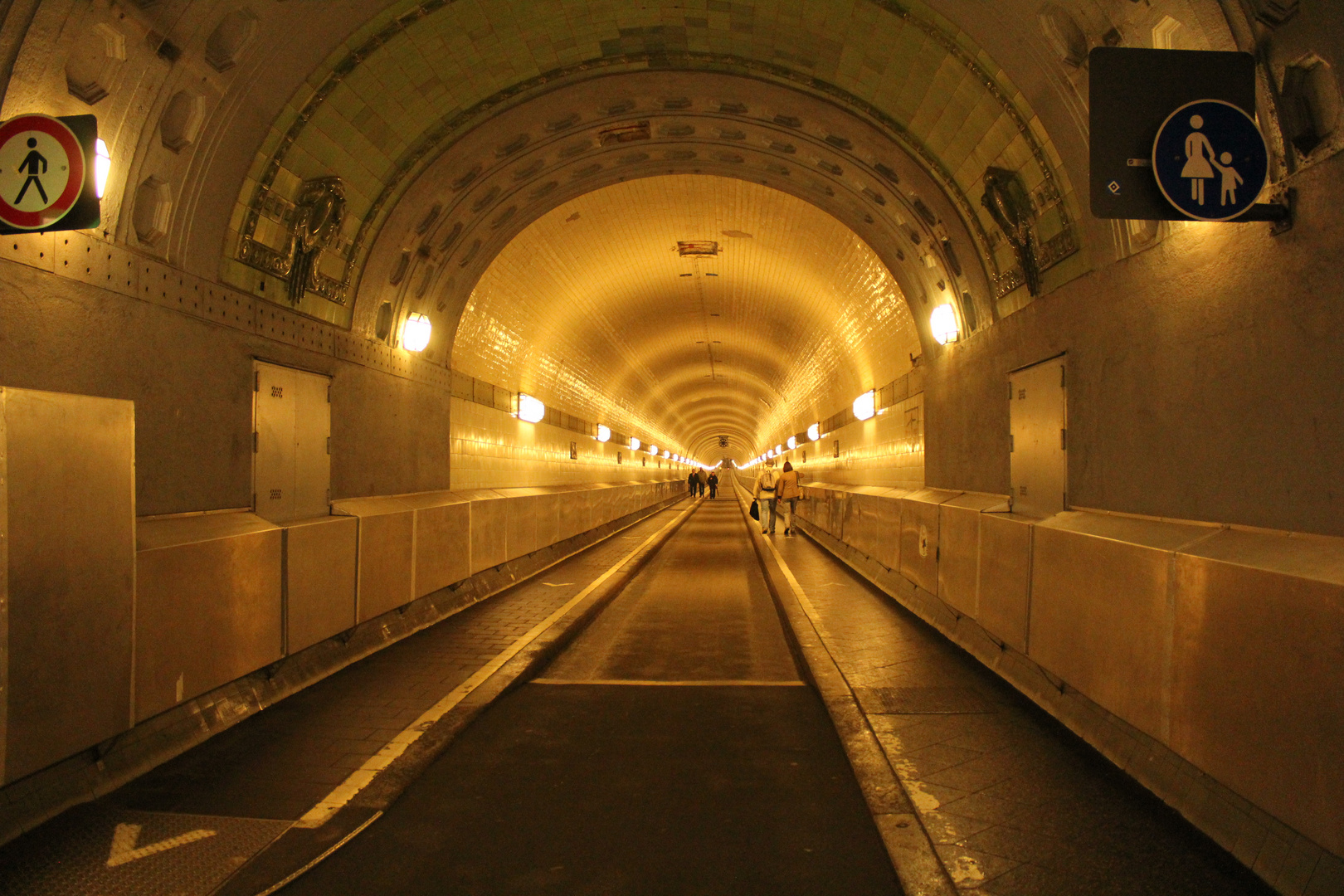 Der Alte Elbtunnel