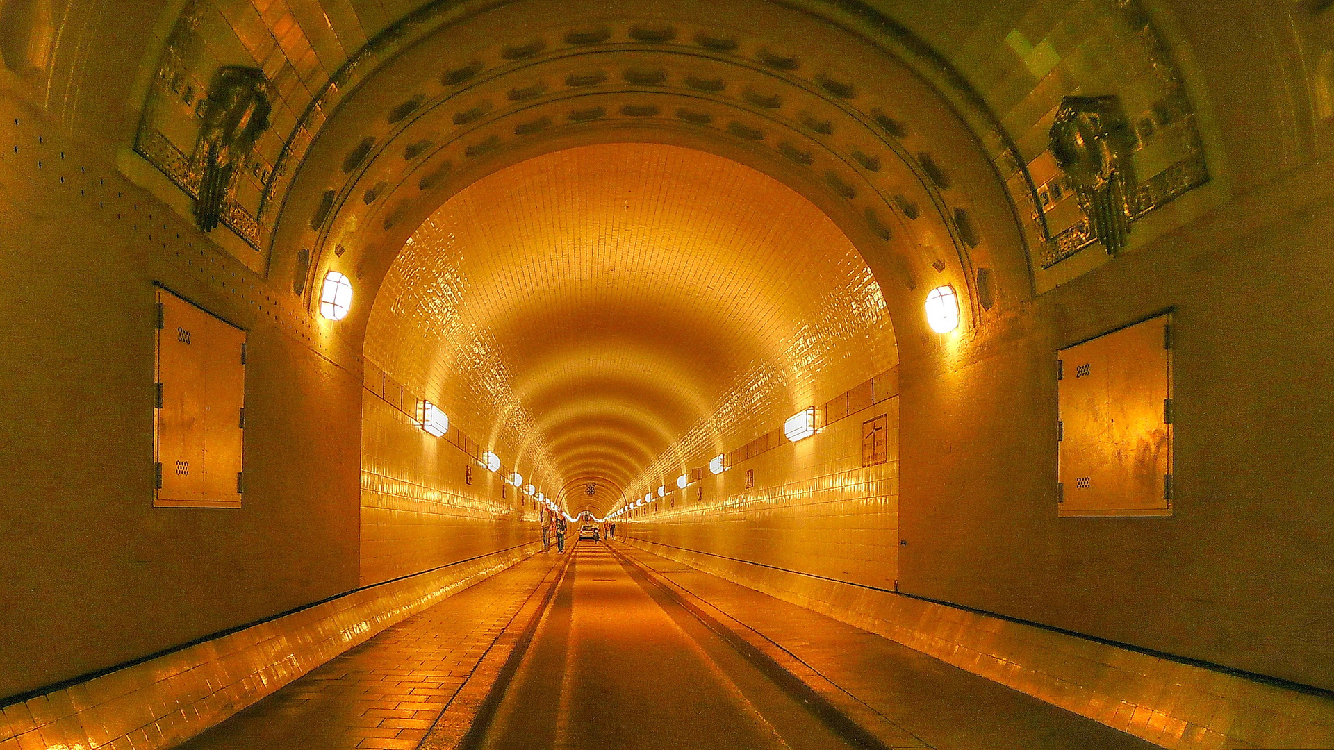 Der alte Elbtunnel in Hamburg