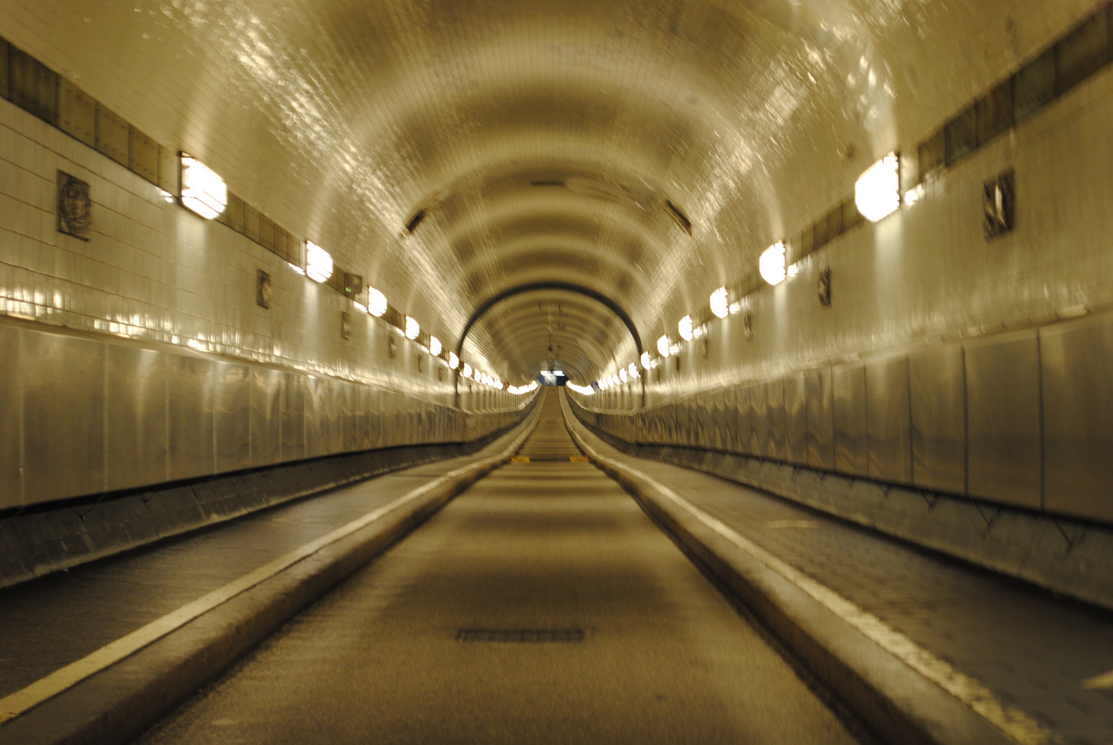 Der alte Elbtunnel in Hamburg