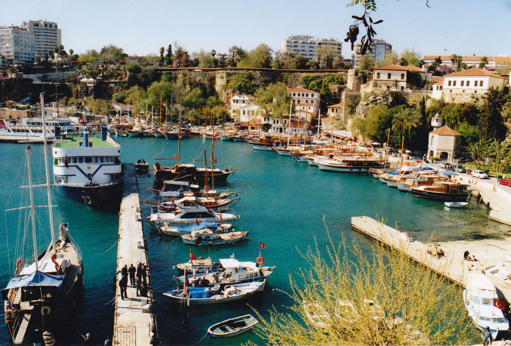 Der alte Hafen von Antalya