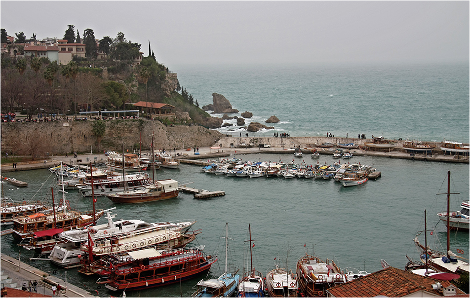 Der Alte Hafen von Antalya