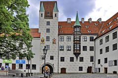 Der Alte Hof in München mit Residenzgebäuden