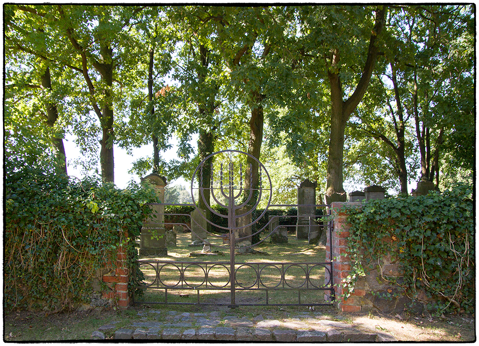 Der alte jüdische Friedhof von Groß Neuendorf