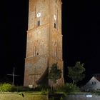 Der alte Leuchtturm bei Nacht