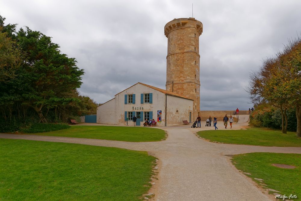 Der alte Leuchtturm / Le vieux phare