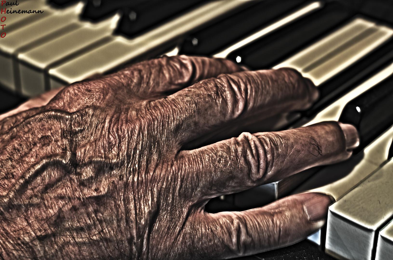 Der alte Mann am Klavier