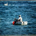 DER ALTE MANN AUF DEM MEER....