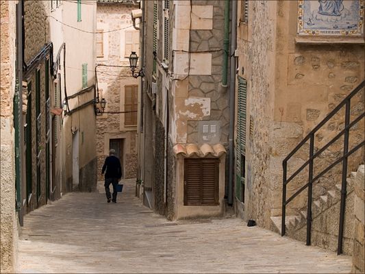 Der alte Mann mit dem Eimer