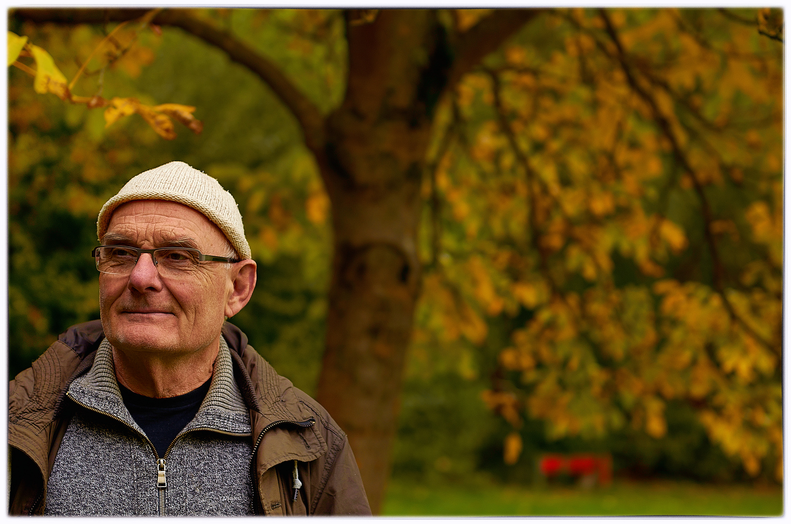 Der alte Mann und der Herbst.