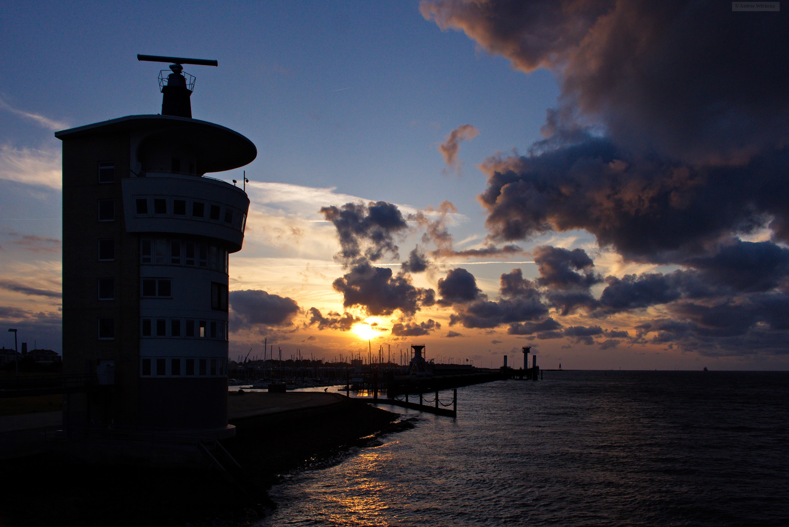 Der alte Radarturm nahe der Alten Liebe Cuxhaven