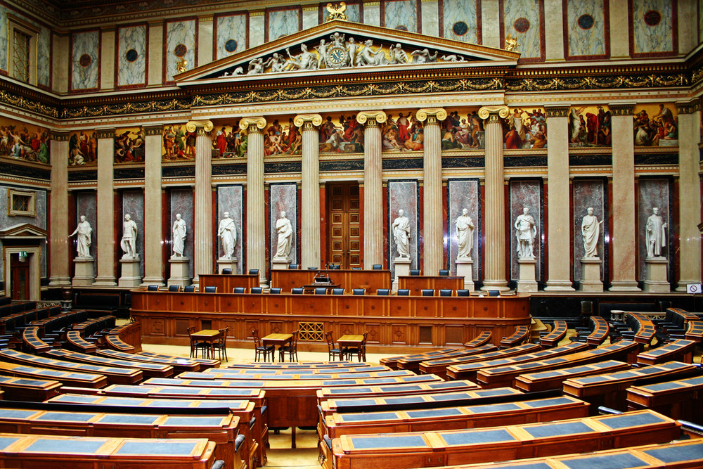 der alte Sitzungssaal im Wiener Parlament