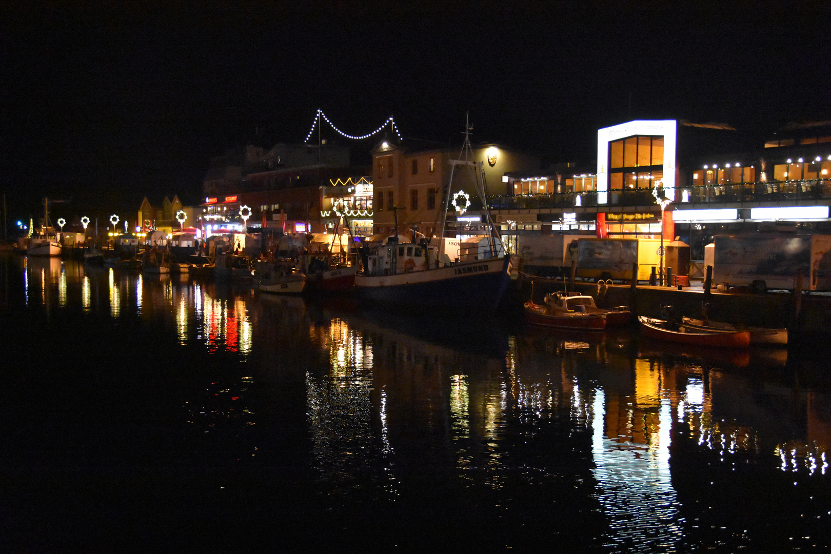 Der Alte Strom in Warnemünde Silvester 2018 (2)