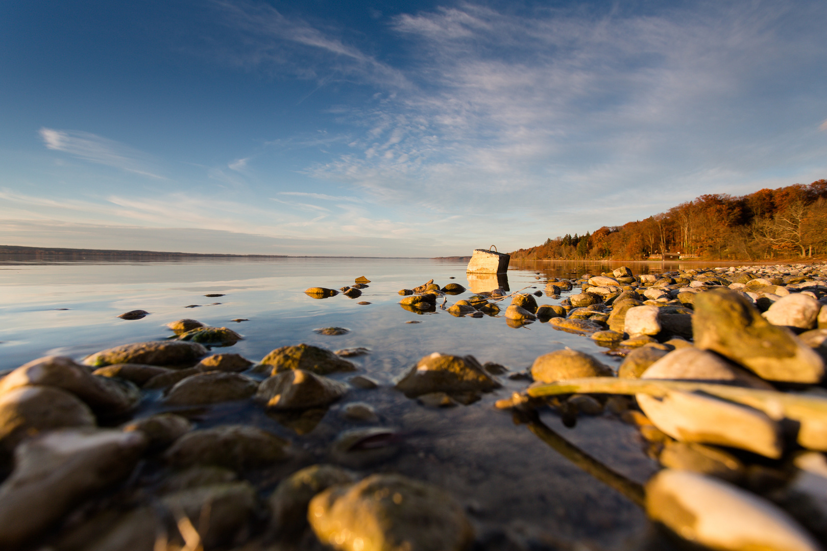 der Ammersee von ganz tief