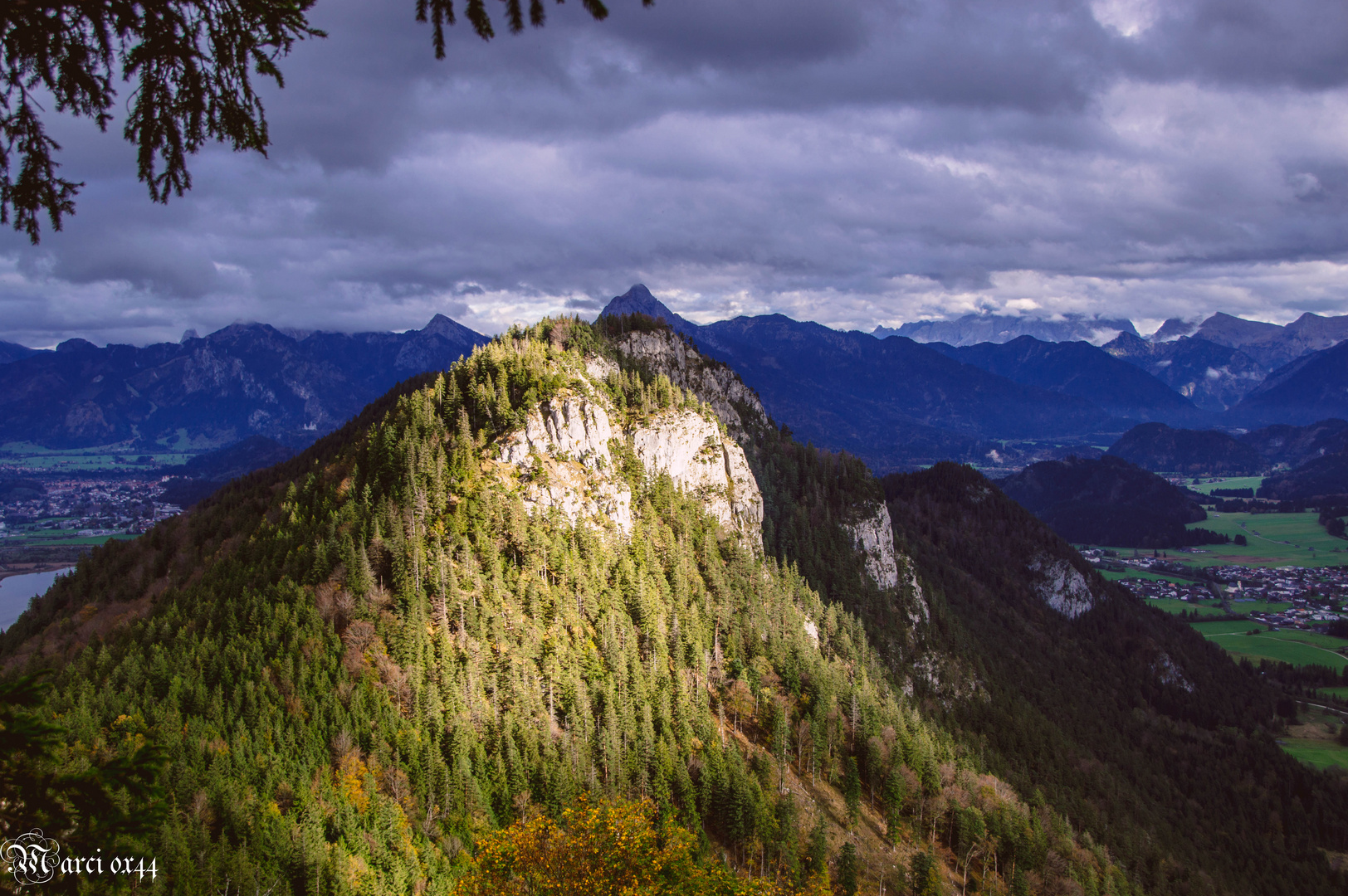 Der angestrahlte Berg