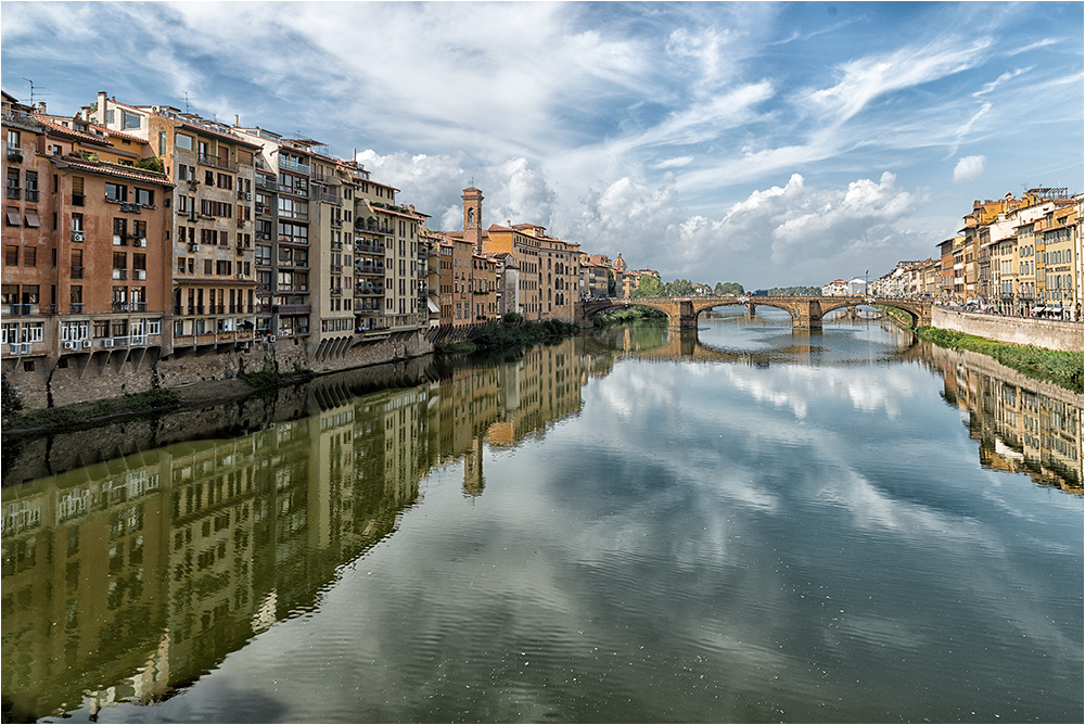 Der Arno in Florenz.....