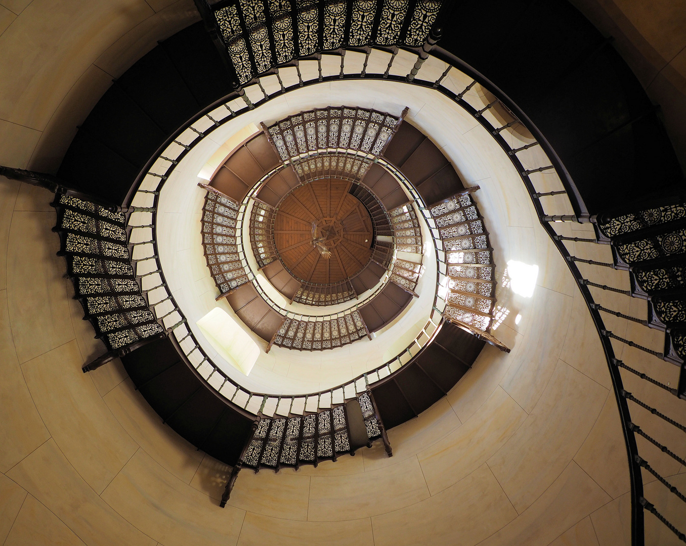 Der Aufgang im Turm von Schloß Granitz...