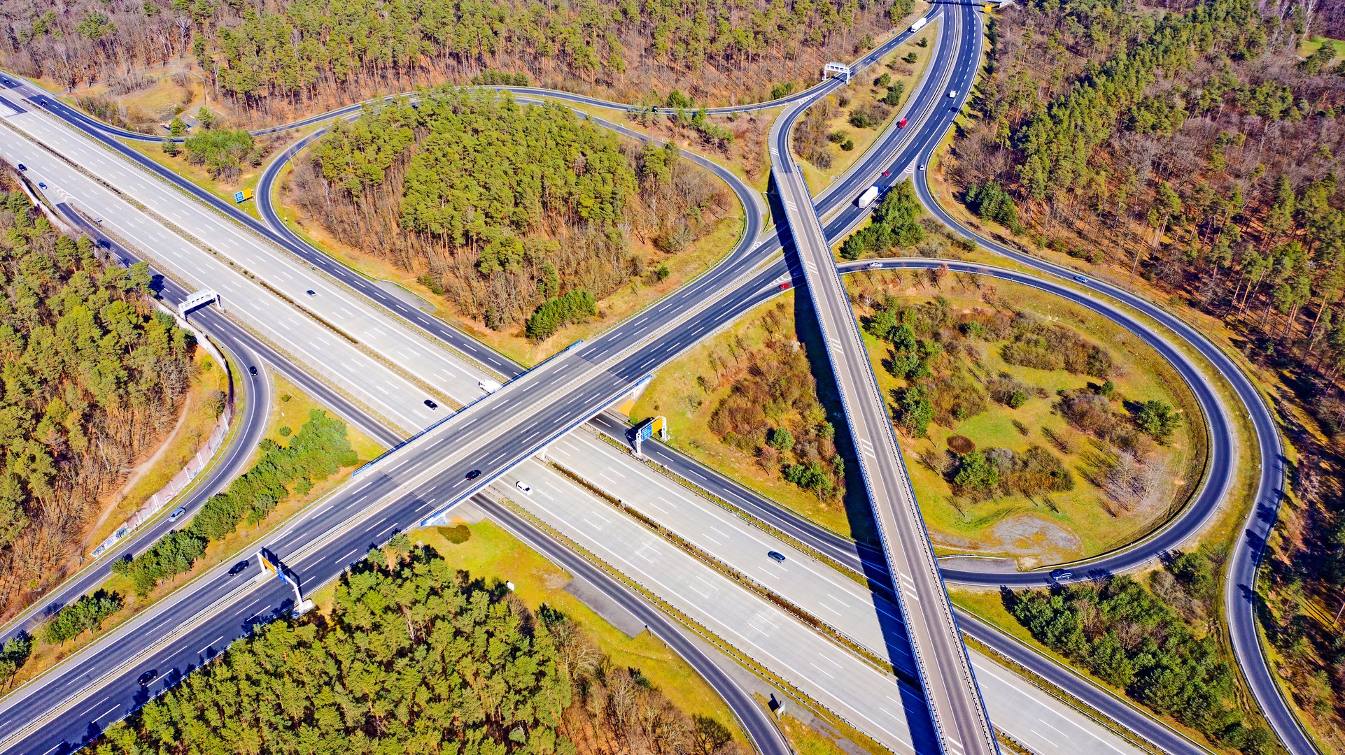 Der Autobahnanschluss ...