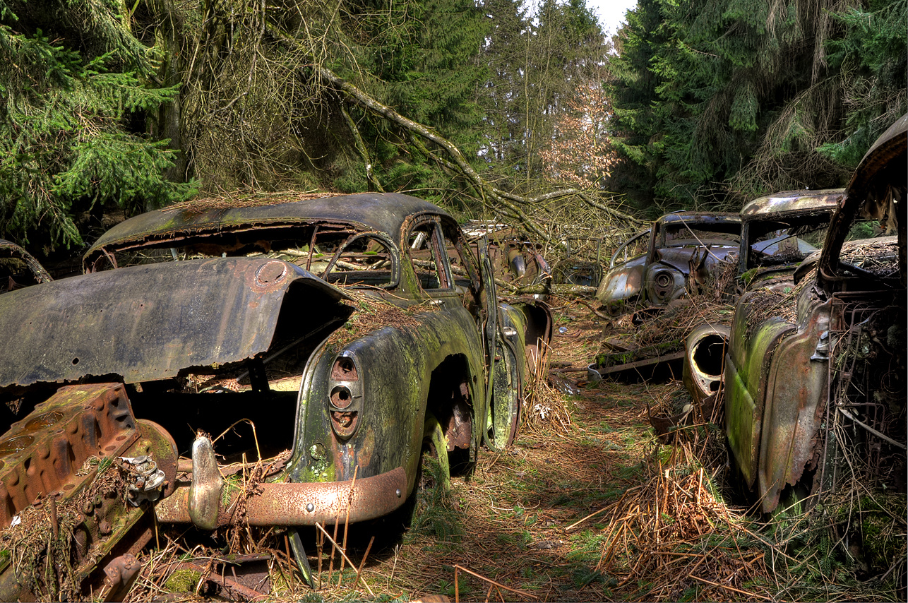 Der Autofriedhof