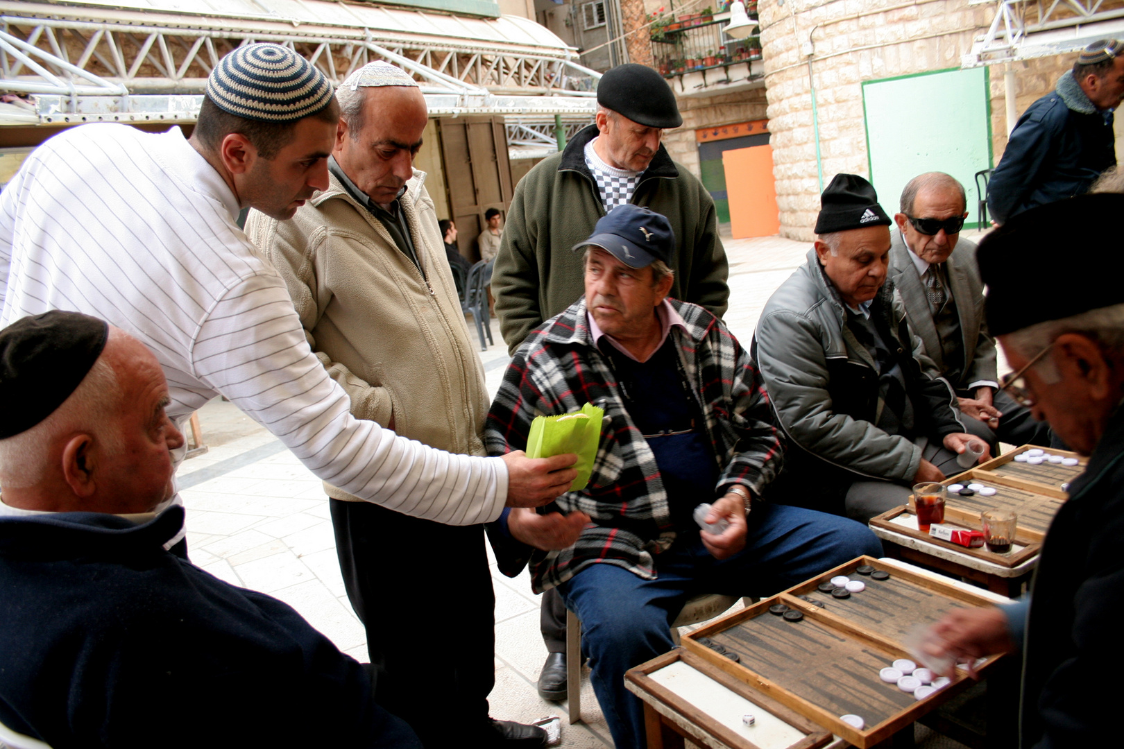 Der Backgammon-Platz in Jerusalem