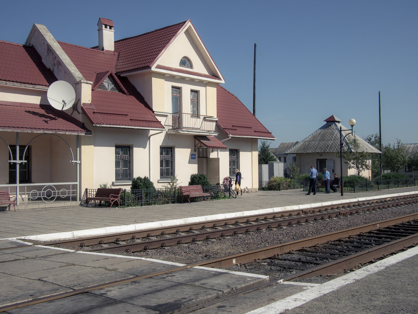 Der Bahnhof von Zhovka II