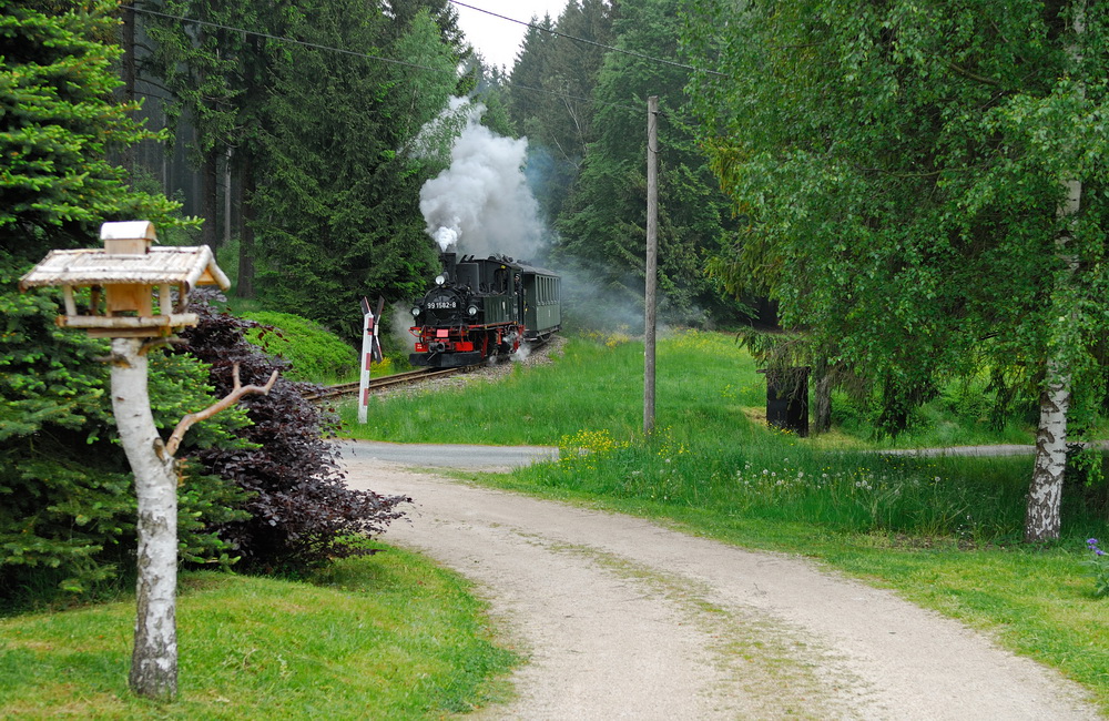 der Bahnübergang vor Neuheide