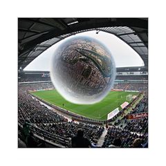 der Ball ist rund