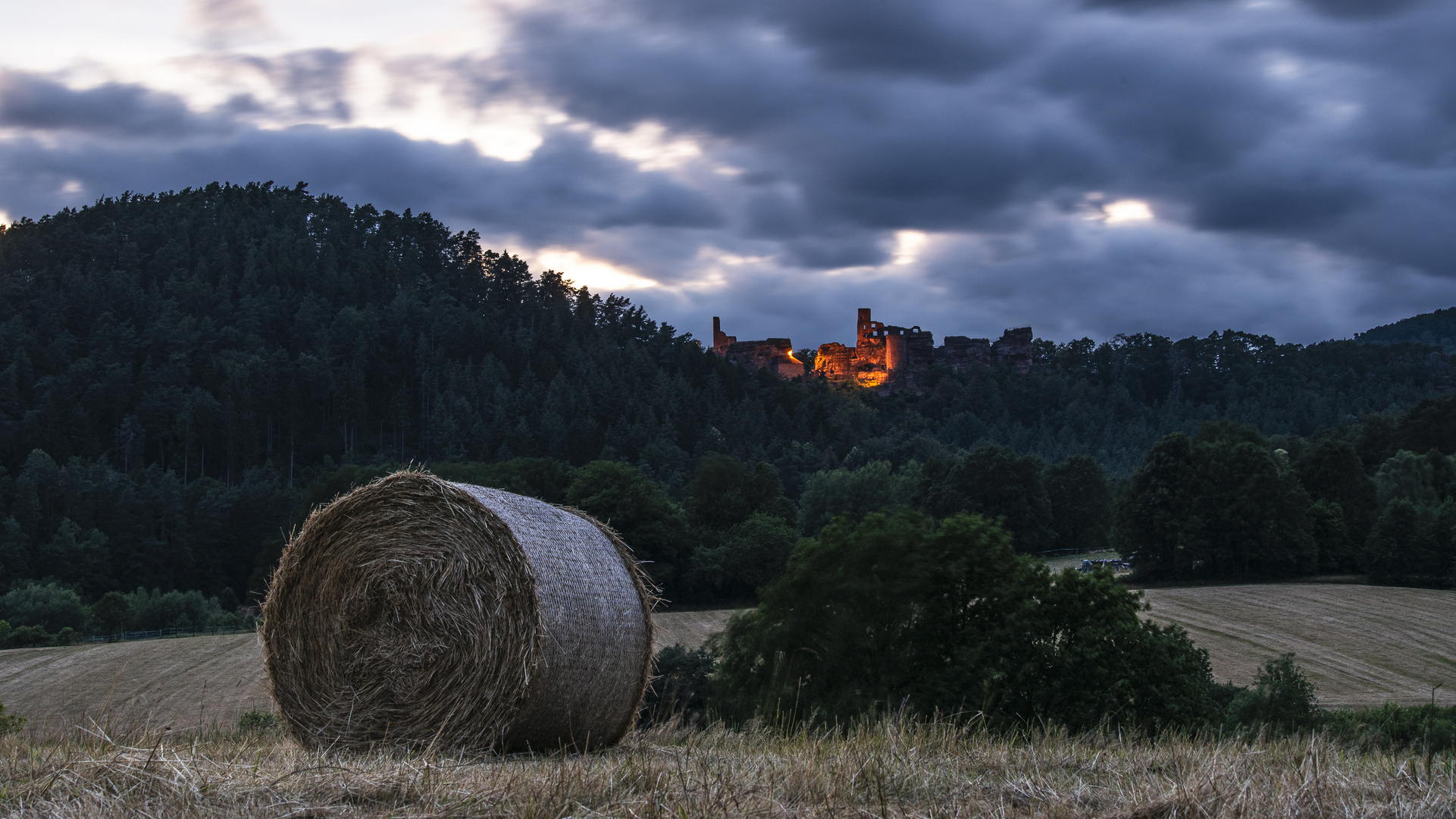 Der Ballen und die Burg