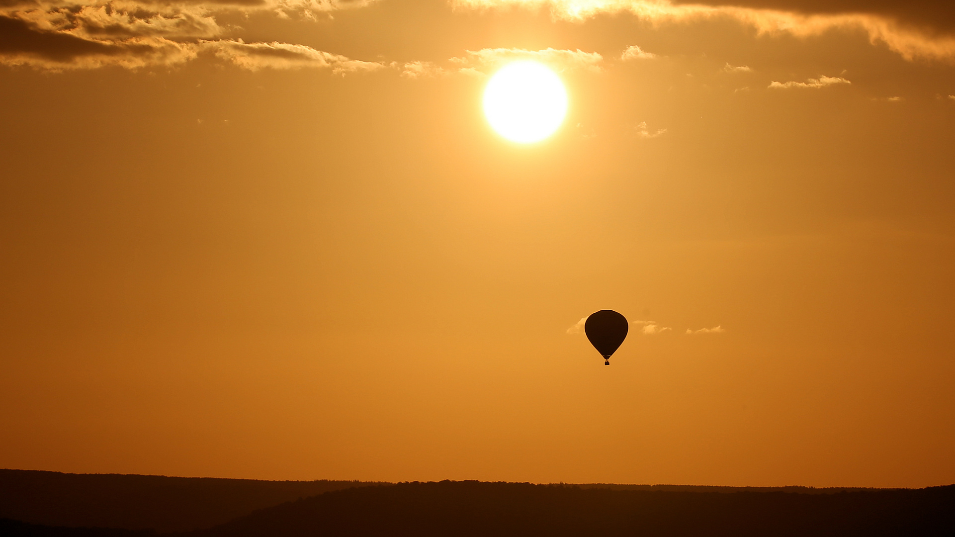 Der Ballon im Sonnenuntergang