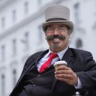 Der Baron macht Kaffeepause