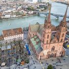 Der Basler Weihnachtsmarkt neben dem Münster