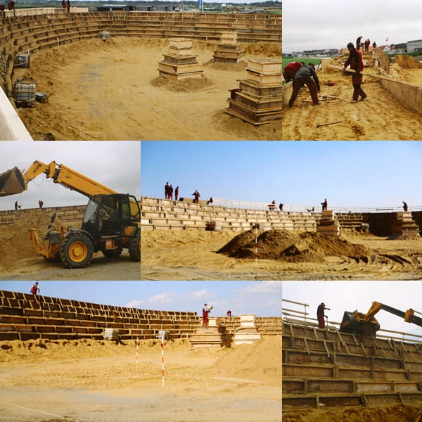 Der Bau der Sandskulpturen