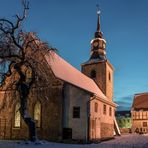 Der Baum und die Kirche (der 2 te ...)