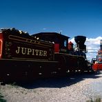 Der Beginn : Central Pacific RR #60 und UPRR #119 am Golden Spike Ceremony, Promontory Summit, Utah